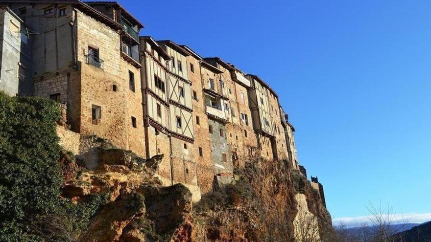 El pueblo medieval más bonito del Estado está a una hora de Bilbao