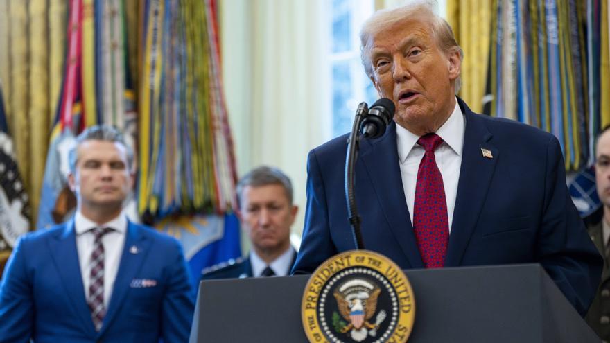 Las facciones que tiran 
de Trump