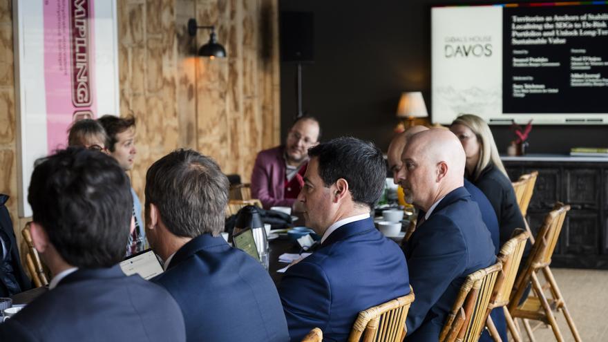 Pradales presenta a Euskadi como un modelo de estabilidad en un mundo “salvaje”