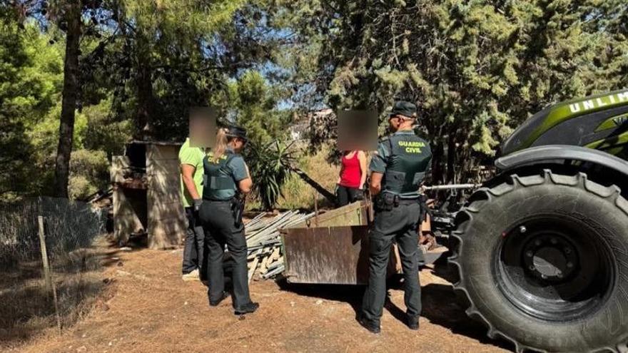 Investigado un joven de 22 años por robar 700 postes valorados en 5.600€ en una finca de Arróniz