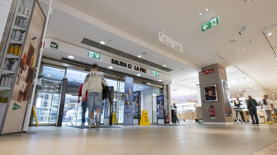 En imágenes: recorrido por la reforma integral de El Corte Inglés de Vitoria