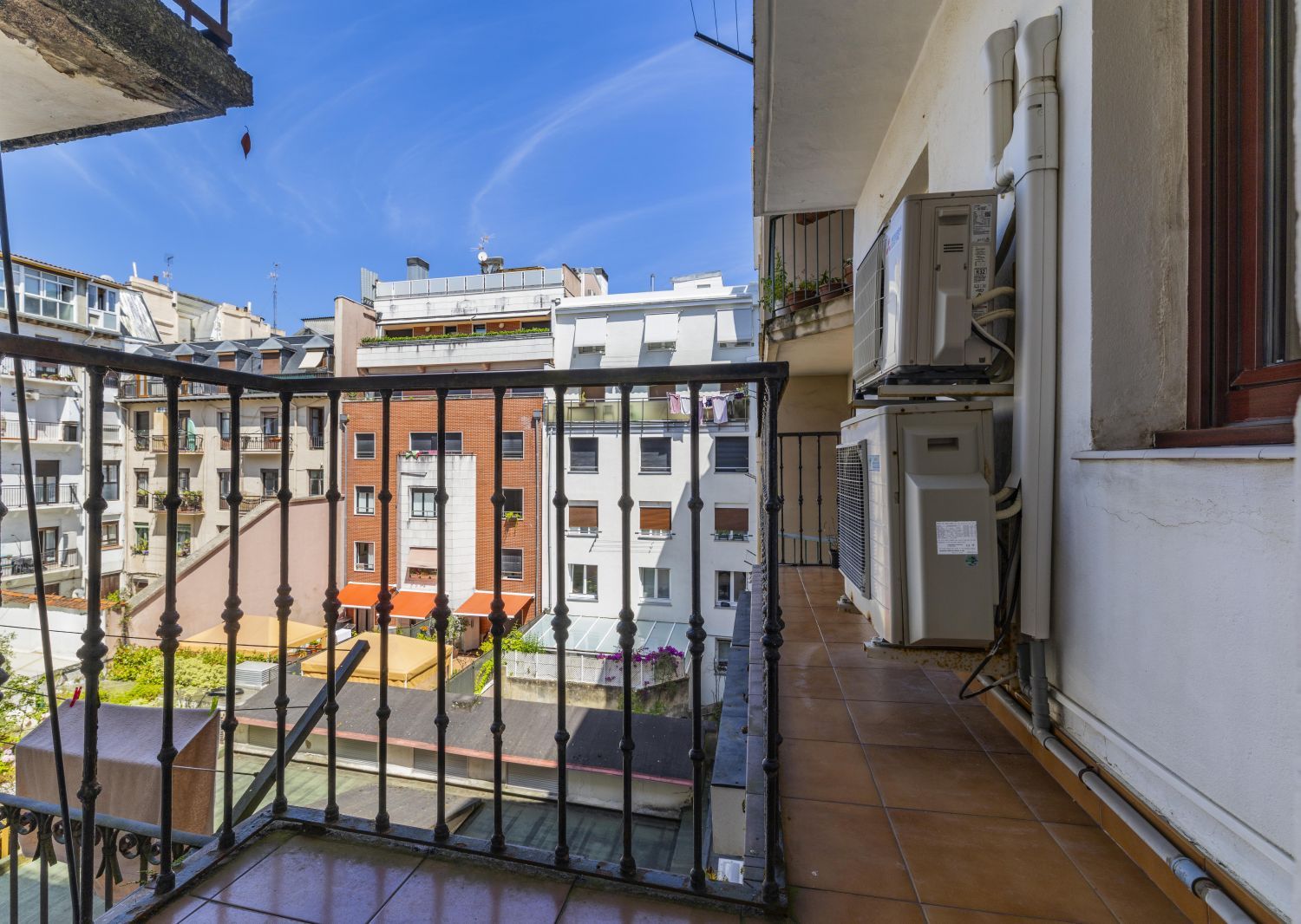 Vivir en el corazón de San Sebastián: espacio, luz y carácter en el Gros más exclusivo