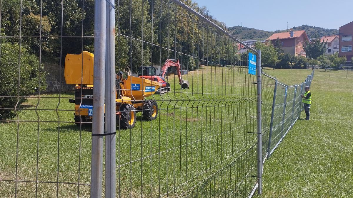 Zona acotada por los operarios en la campa de Lantzarte.