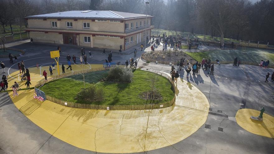 Vázquez de Mella y Ermitagaña, los centros escolares que tendrán patios renaturalizados