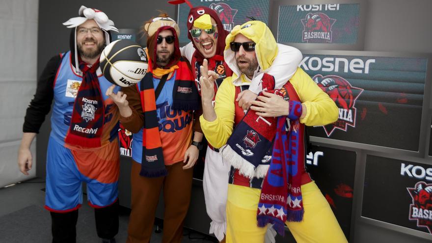 Todas las fotos del baskonismo en la Copa de Valencia