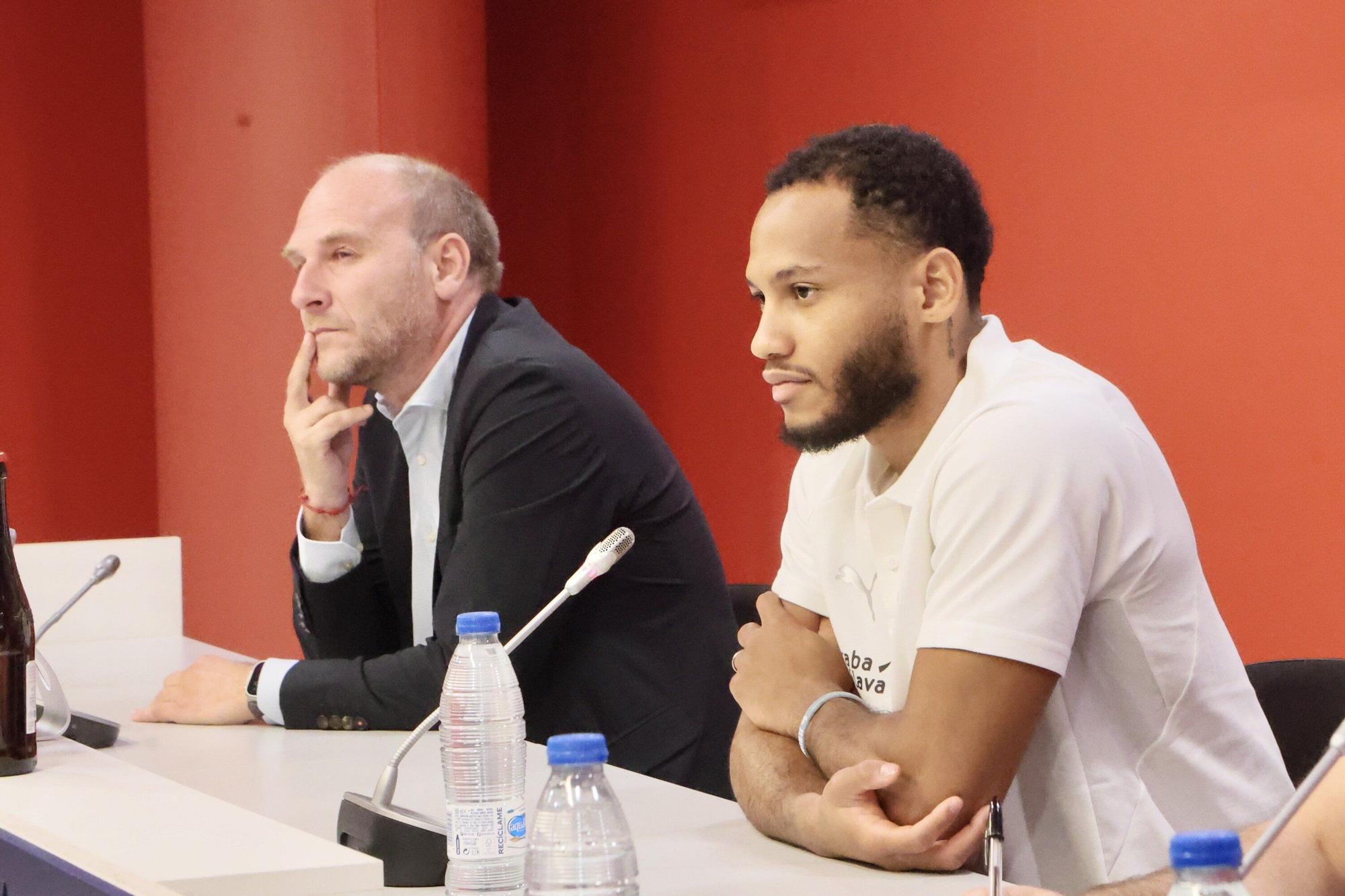 En imágenes: Presentación de Markquis Nowell como nuevo jugador del Baskonia