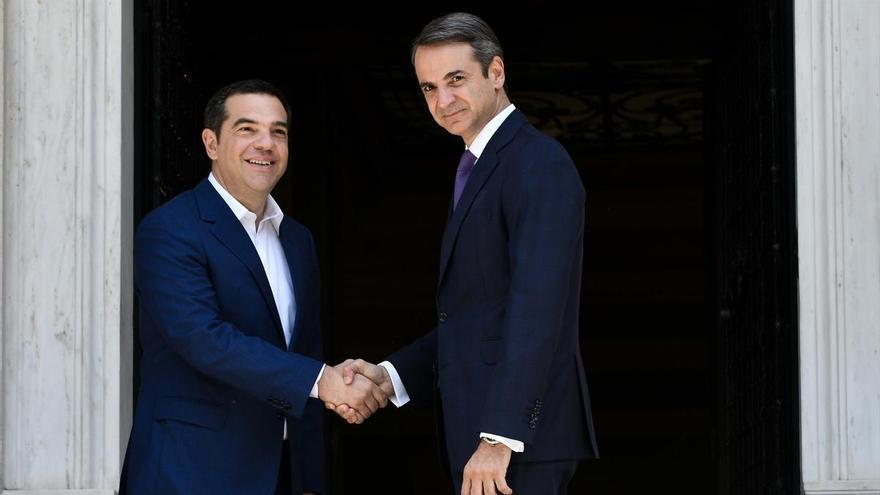 Tsipras presenta una moción de censura contra el Gobierno de Grecia por el escándalo de espionaje