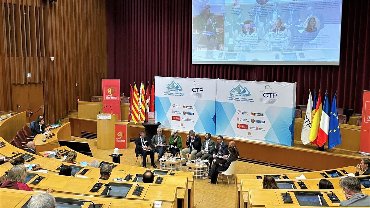 El director general de Acción Exterior, Sergio Perez, durante su participación en el debate.