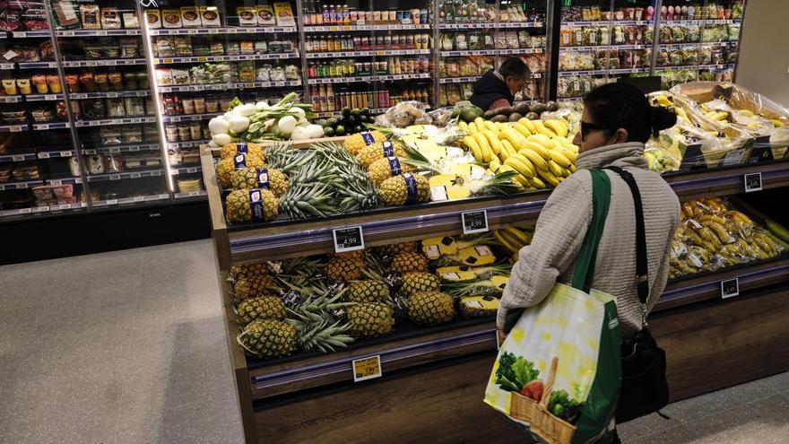 El aumento del precio de los fertilizantes encarece la cesta de la compra en Euskadi