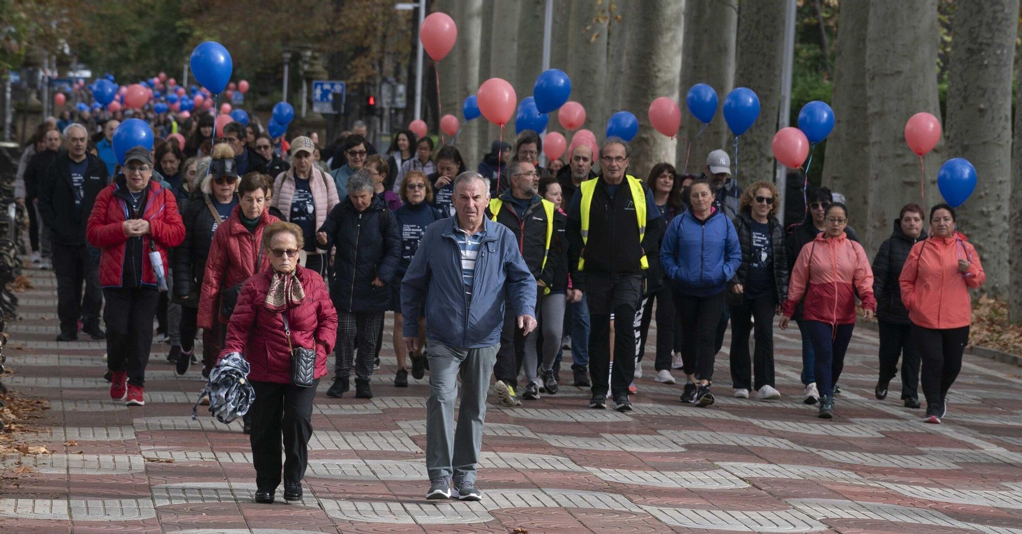 En imágenes: Así ha sido la VI Caminata Solidaria de Asafes en Vitoria por la salud mental