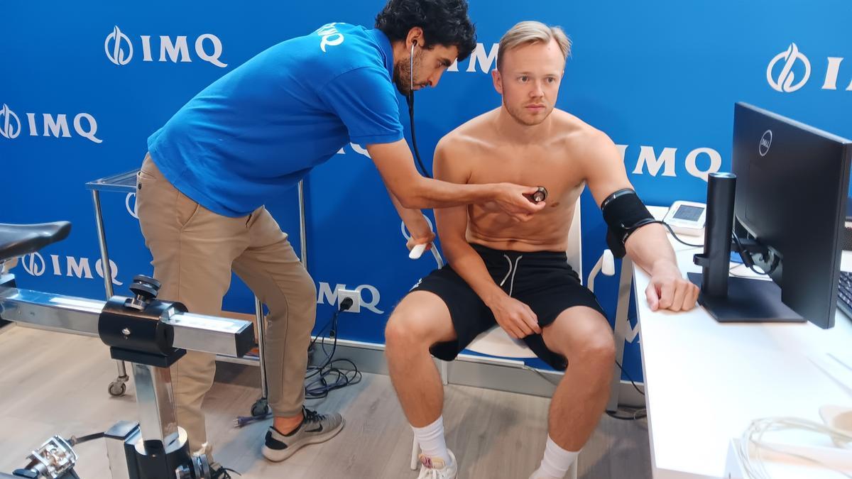 Harald Frey está a disposición de Ponsarnau desde el inicio tras jugar con su selección.