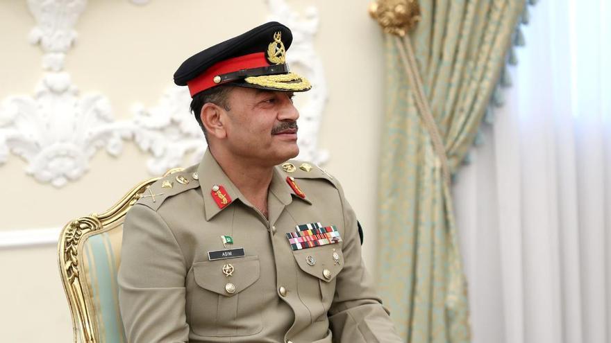 El jefe del Ejército paquistaní aborda en Teherán un posible acuerdo entre Irán y EEUU