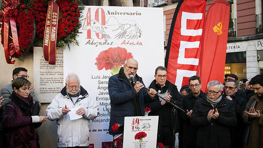 El abogado y superviviente de la matanza de Atocha Alejandro Ruiz-Huerta, durante su intervención en el homenaje celebrado esta mañana en Madrid
