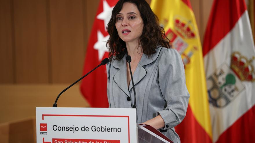 Ayuso tilda de "plataforma de frustrados" a los familiares de las víctimas de las residencias durante la pandemia