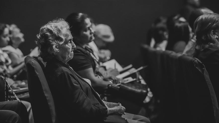 Bertsolaris animan las residencias de mayores en Navarra