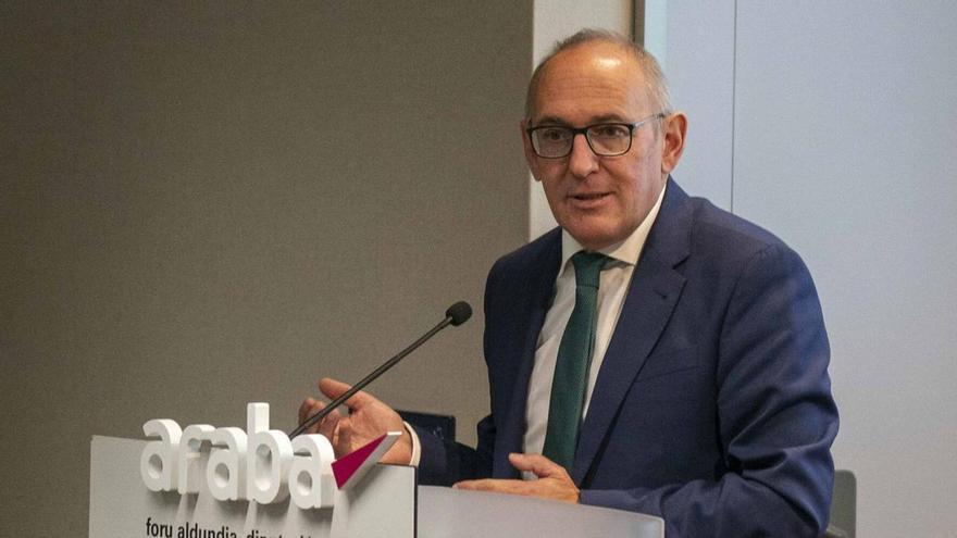 Ramiro González asegura que "el futuro de la planta de Mercedes en Vitoria está asegurado"