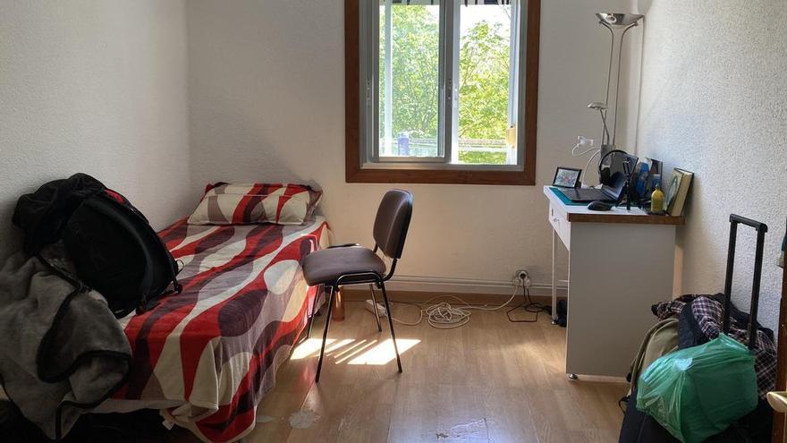 “Aquí me acogen mejor que en otros sitios, me gusta la gente de Pamplona”