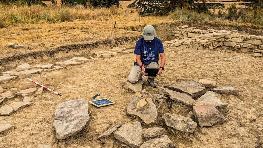 El cerro occidental del castro vascón de Santa Criz fue abandonado en el siglo III antes de Cristo