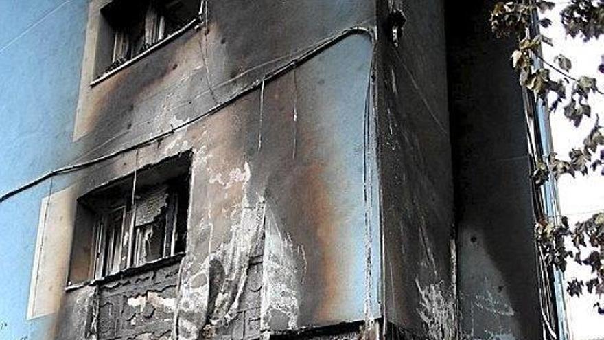 Así quedó el edificio tras el incendio.