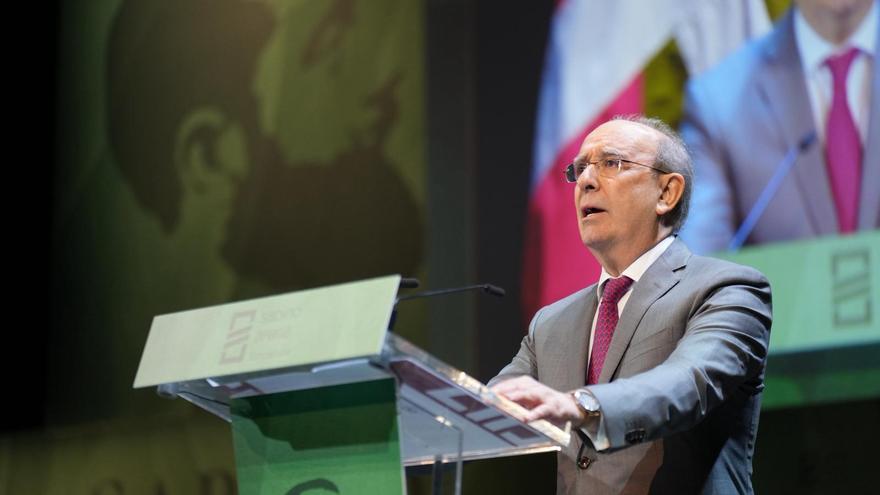 El doctor Anitua reivindica “cómo vivir más, pero sobre todo cómo vivir mejor”