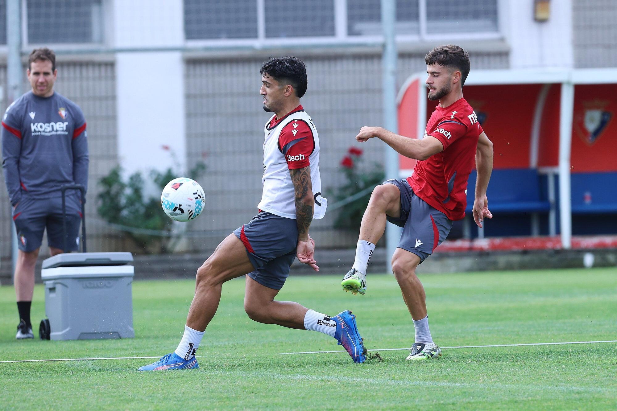 Fotos del entrenamiento de Osasuna (lunes 1 de septiembre de 2025)