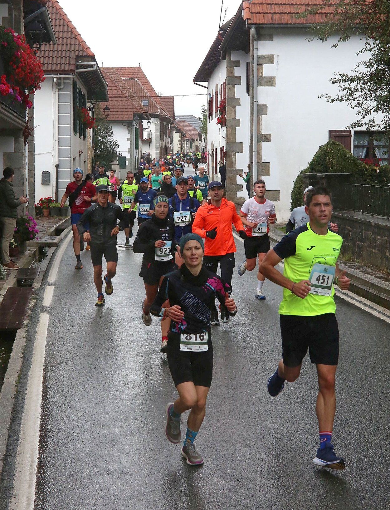 Fotos de la XVIII Media Maratón Roncesvalles-Zubiri
