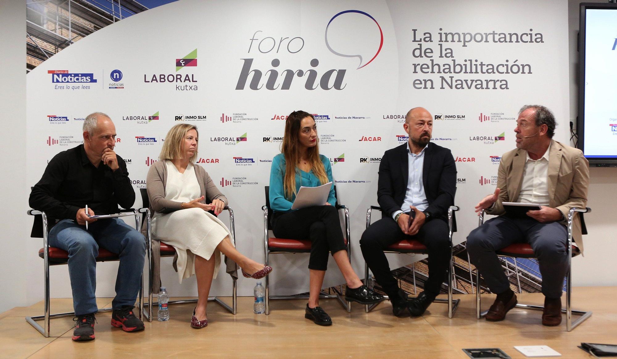 Fotos del Foro Hiria de la rehabilitación en Navarra