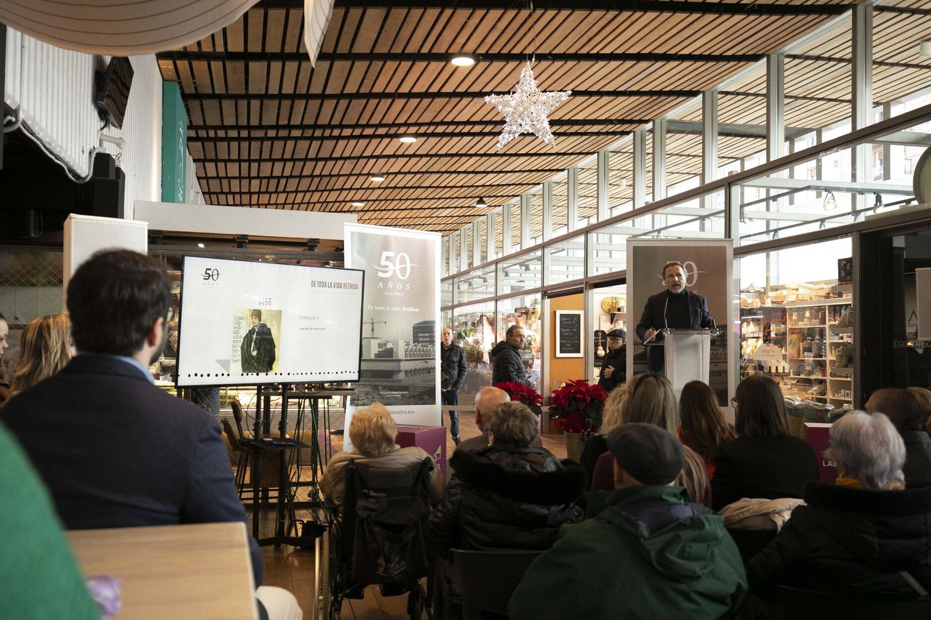 En imágenes: El Mercado de Abastos de Vitoria celebra su 50 aniversario