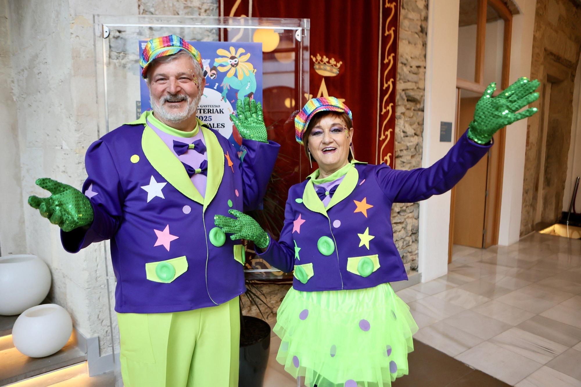 En imágenes: Presentación de Carnaval de las comparsas en el Palacio Villa Suso