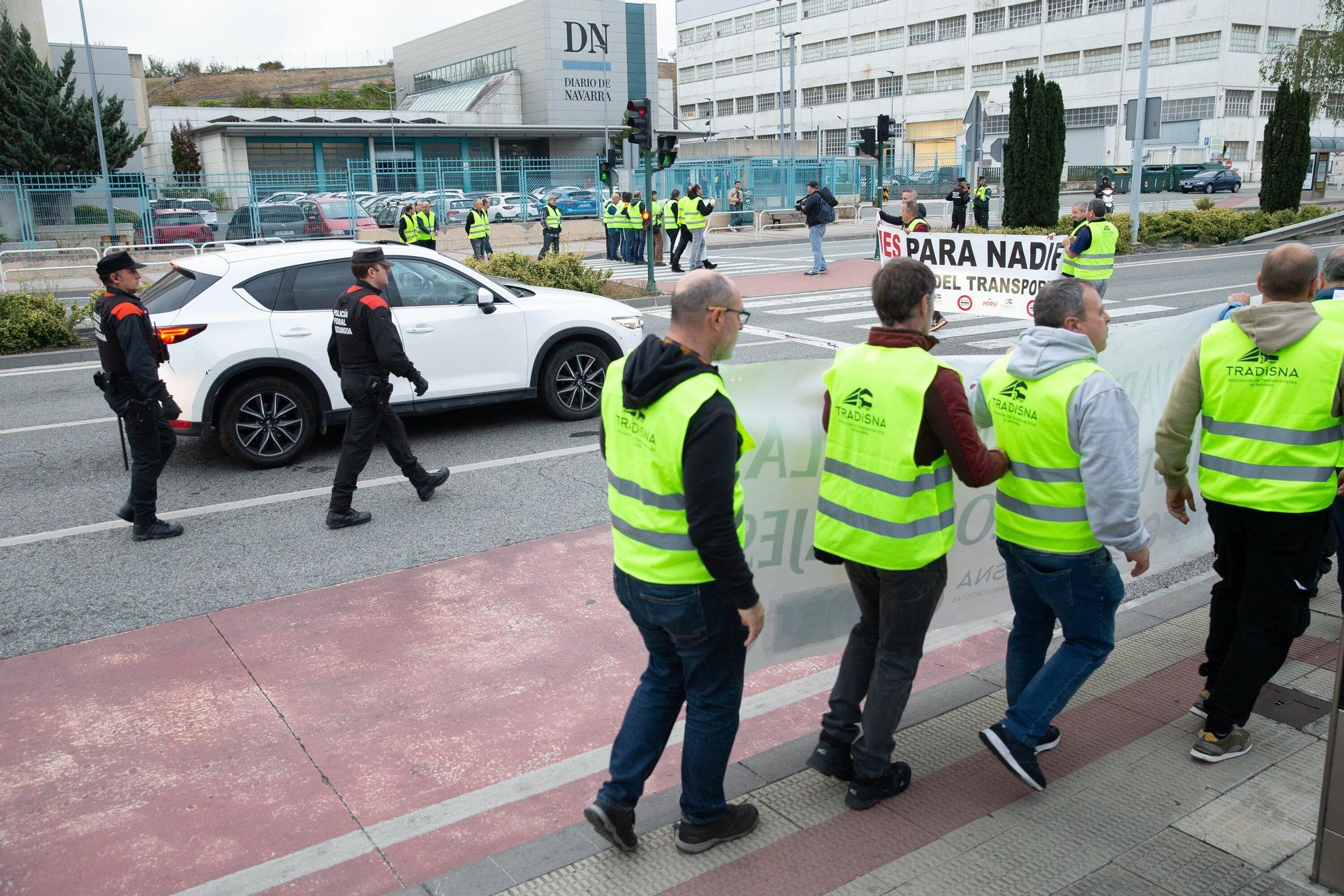 Protesta de los transportistas navarros en Cordovilla