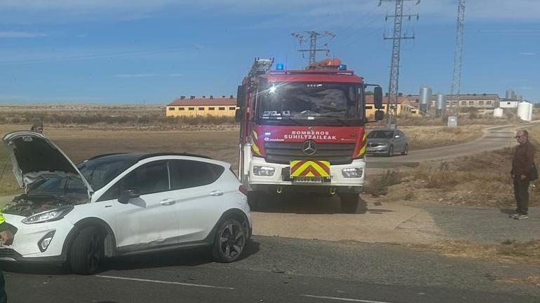 Así ha quedado uno de los vehículos tras el suceso.