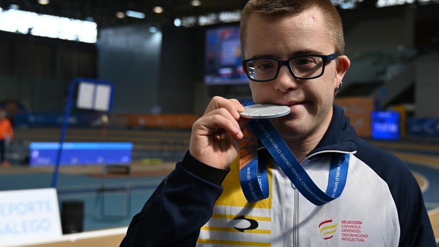 El niño de Bilbao que aprendió tarde a caminar y ahora es campeón del mundo en atletismo