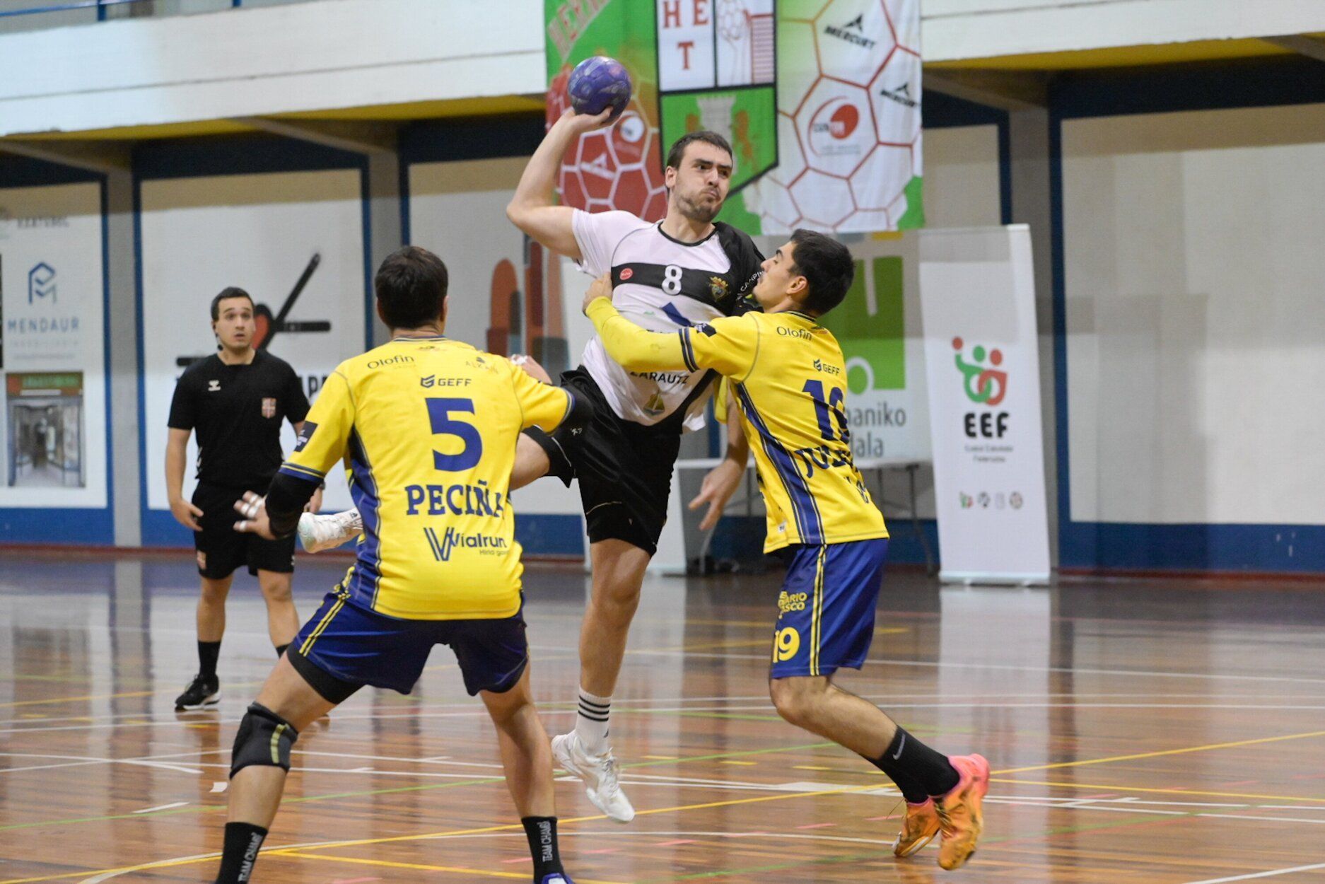 El Irudek Bidasoa Irun, campeón de su décima Euskal Kopa consecutiva ante Amenabar Zarautz