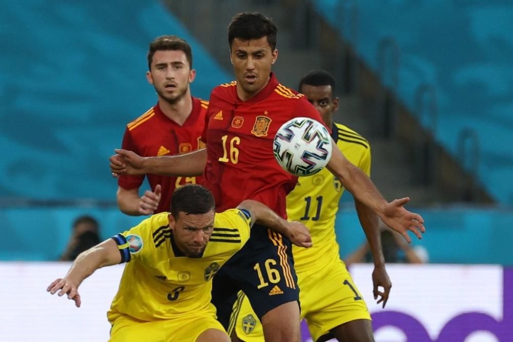 Imágenes del partido España-Suecia de la Eurocopa.