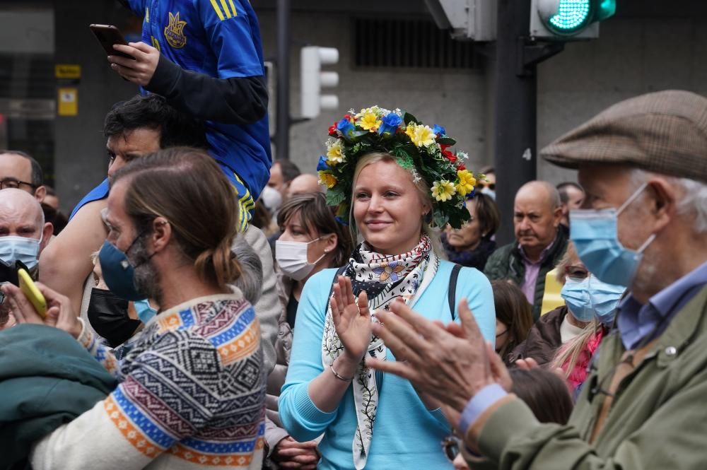Miles de vascos se manifiestan en contra de la invasión rusa en Ucrania
