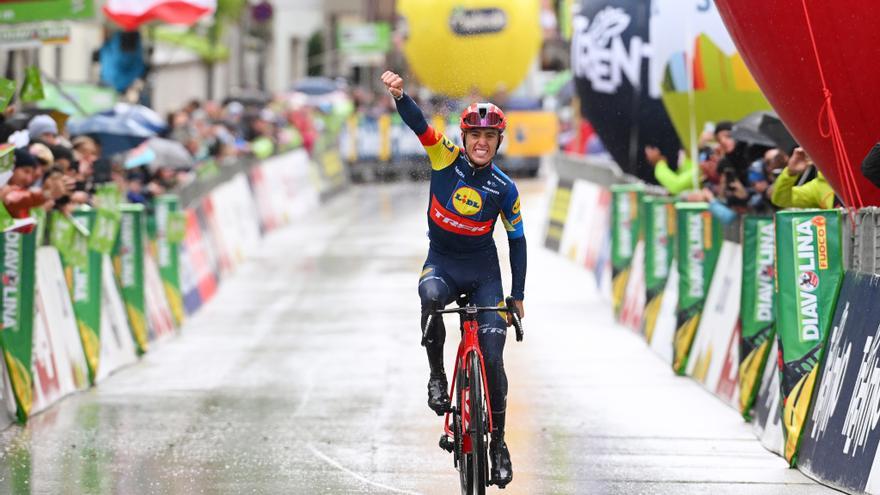 Tour de los Alpes (3ª etapa): victoria y liderato para Juanpe López (Lidl-Trek)