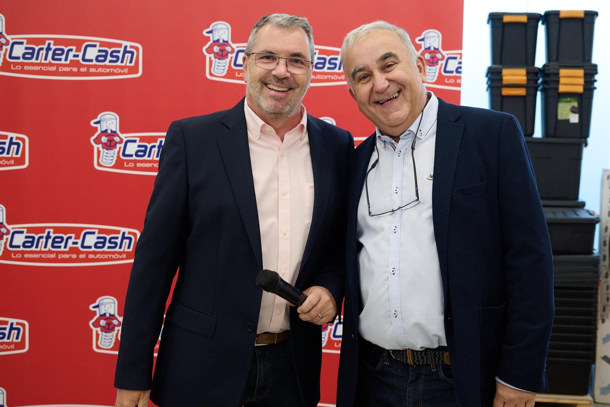 Fotos de la inauguración oficial de la nueva tienda de Carter-Cash en Pamplona