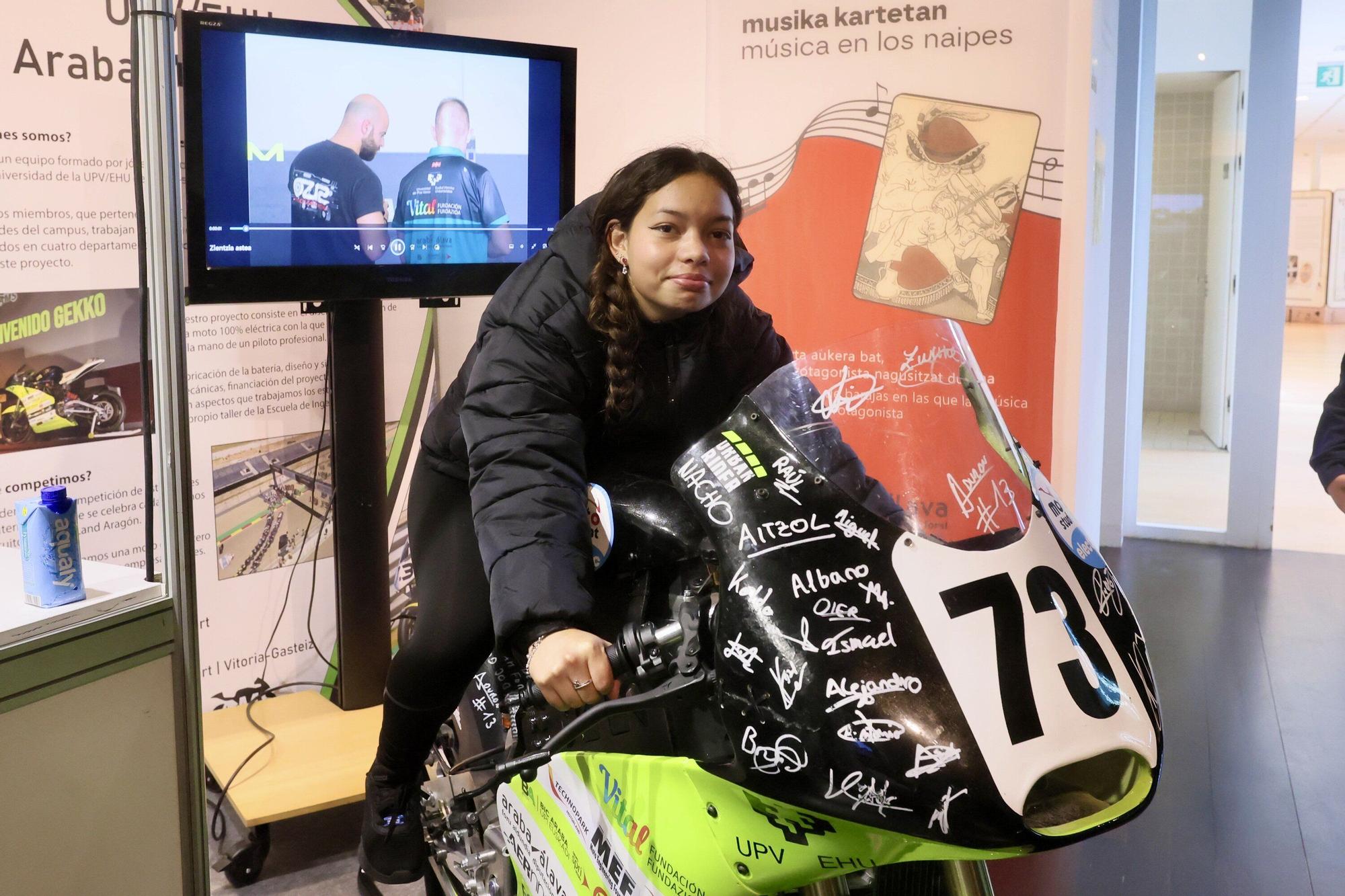 En imágenes: El Museo Bibat abre sus puertas a la ciencia