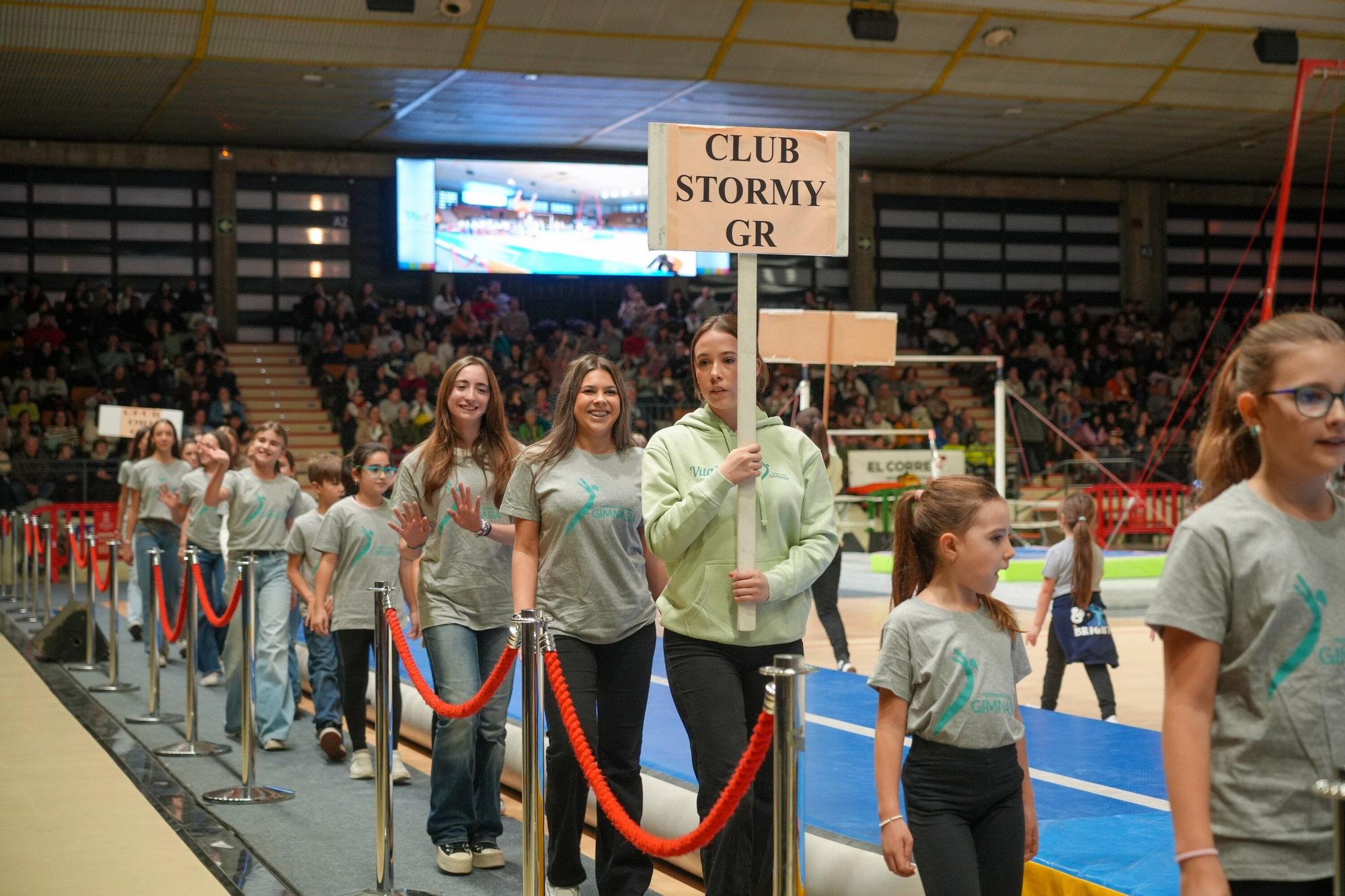 En imágenes: Mendizorroza disfruta la 30ª Gala Internacional Navideña de Gimnasia