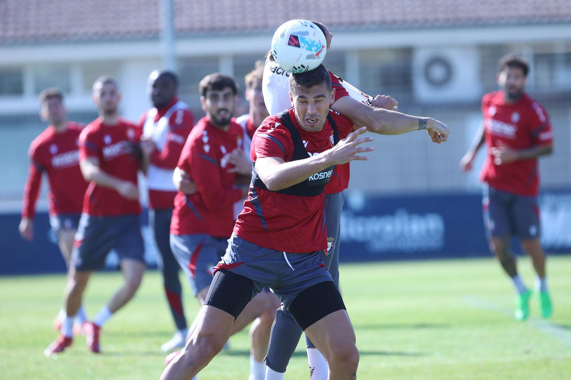 Fotos del entrenamiento de Osasuna (martes 7 de octubre de 2025)
