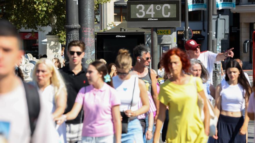 El calor extremo dispara los casos  de deshidratación e insolaciones
