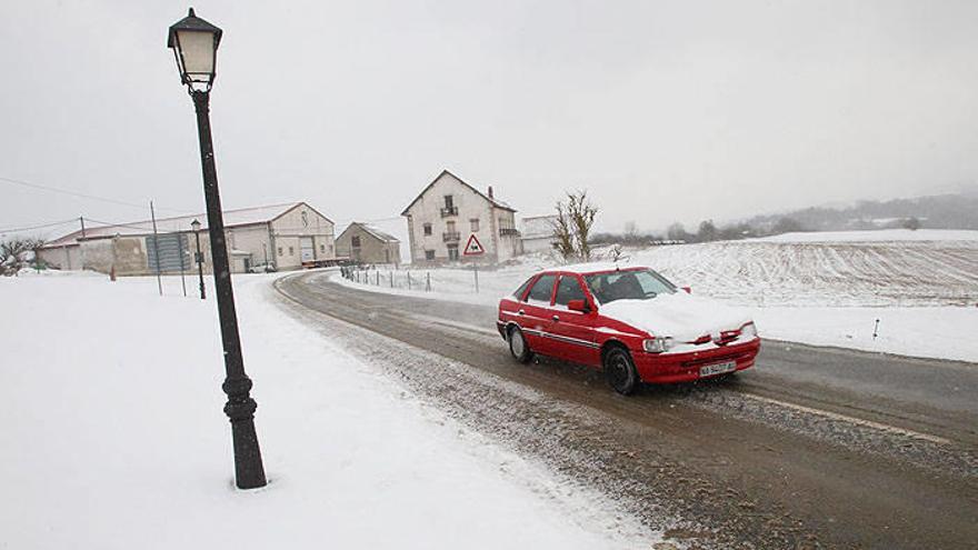 Frío y nieve en el norte de Navarra.