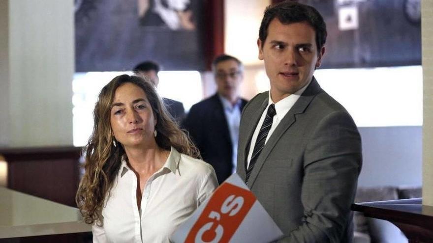 Carolina Punset con Albert Rivera.