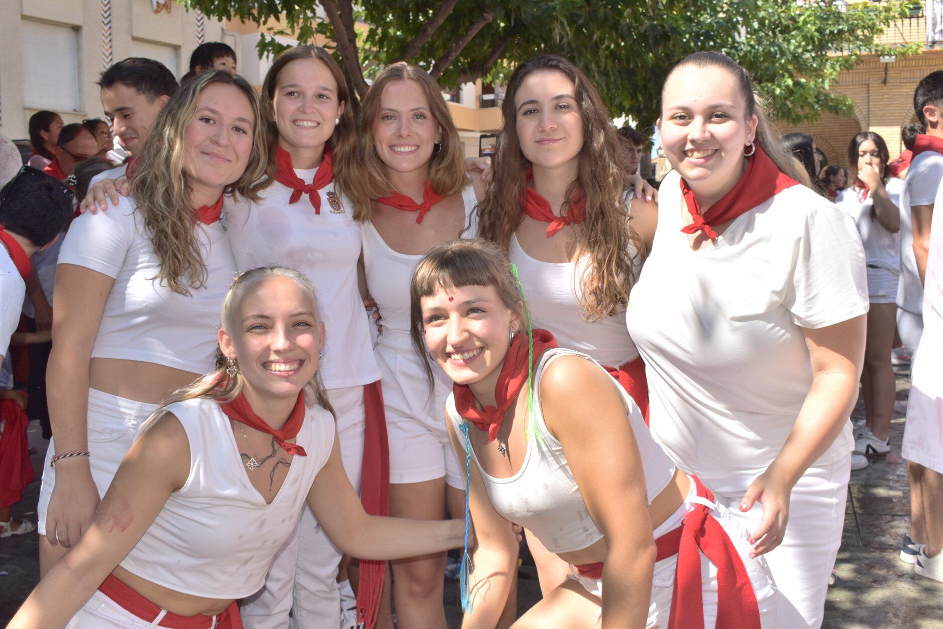 Fotos del chupinazo de fiestas de Peralta