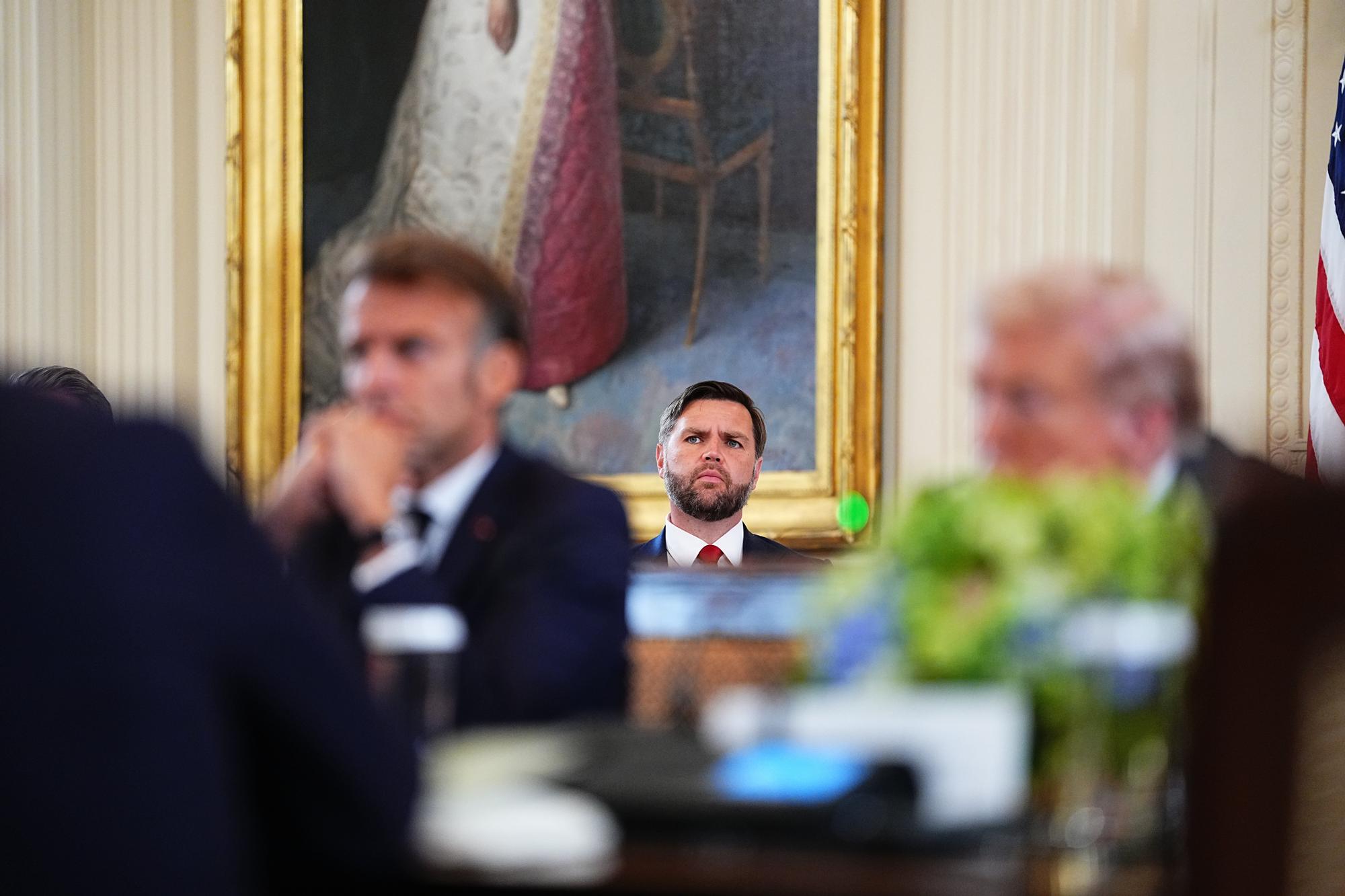 Las imágenes de la histórica reunión entre Trump, Zelenski y los líderes europeos en la Casa Blanca