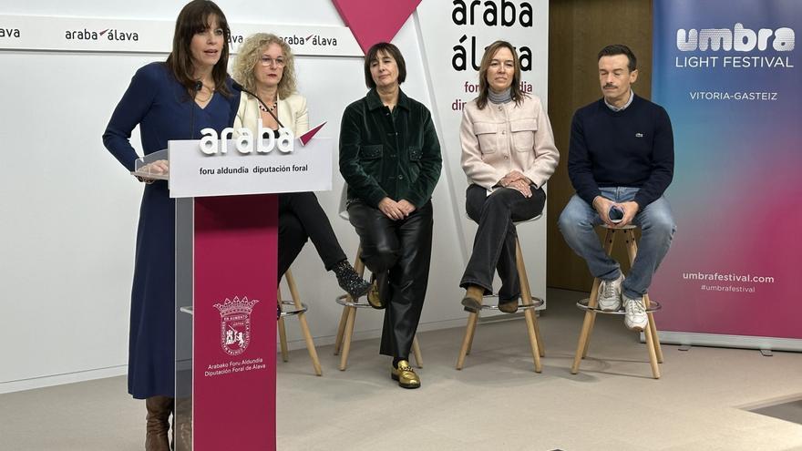 Umbra Light Festival jaialdiak bosgarren edizioa ospatuko du 2026ko otsailaren 6tik 8ra, ‘Argiak batzen gaitu ‘lelopean