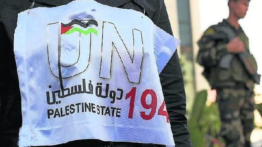 Un palestino pide el reconocimiento como país 194 de la ONU.