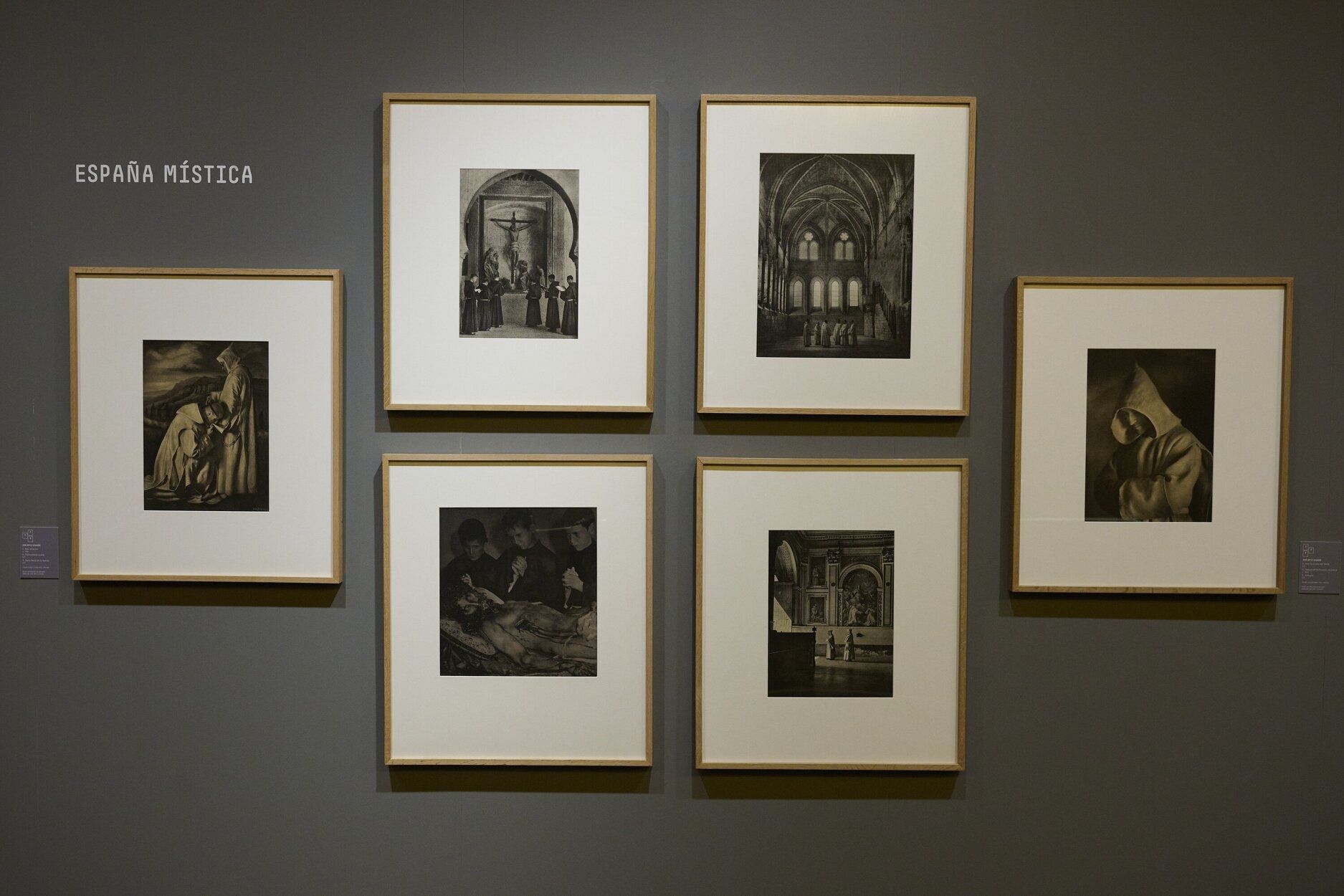 Este año 2025 el MUN ha presentado el nuevo espacio permanente Ortiz Echagüe, que duplica el número de metros lineales y de obras expuestas.