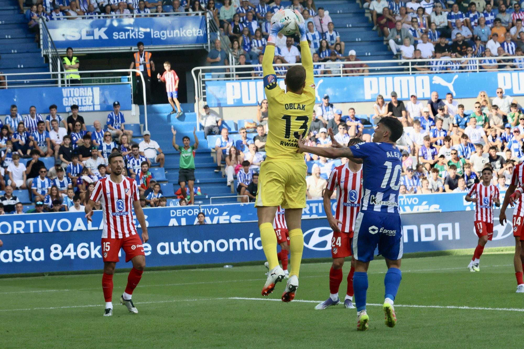 En imágenes: Un punto de oro para el Alavés tras empatar con el Atlético
