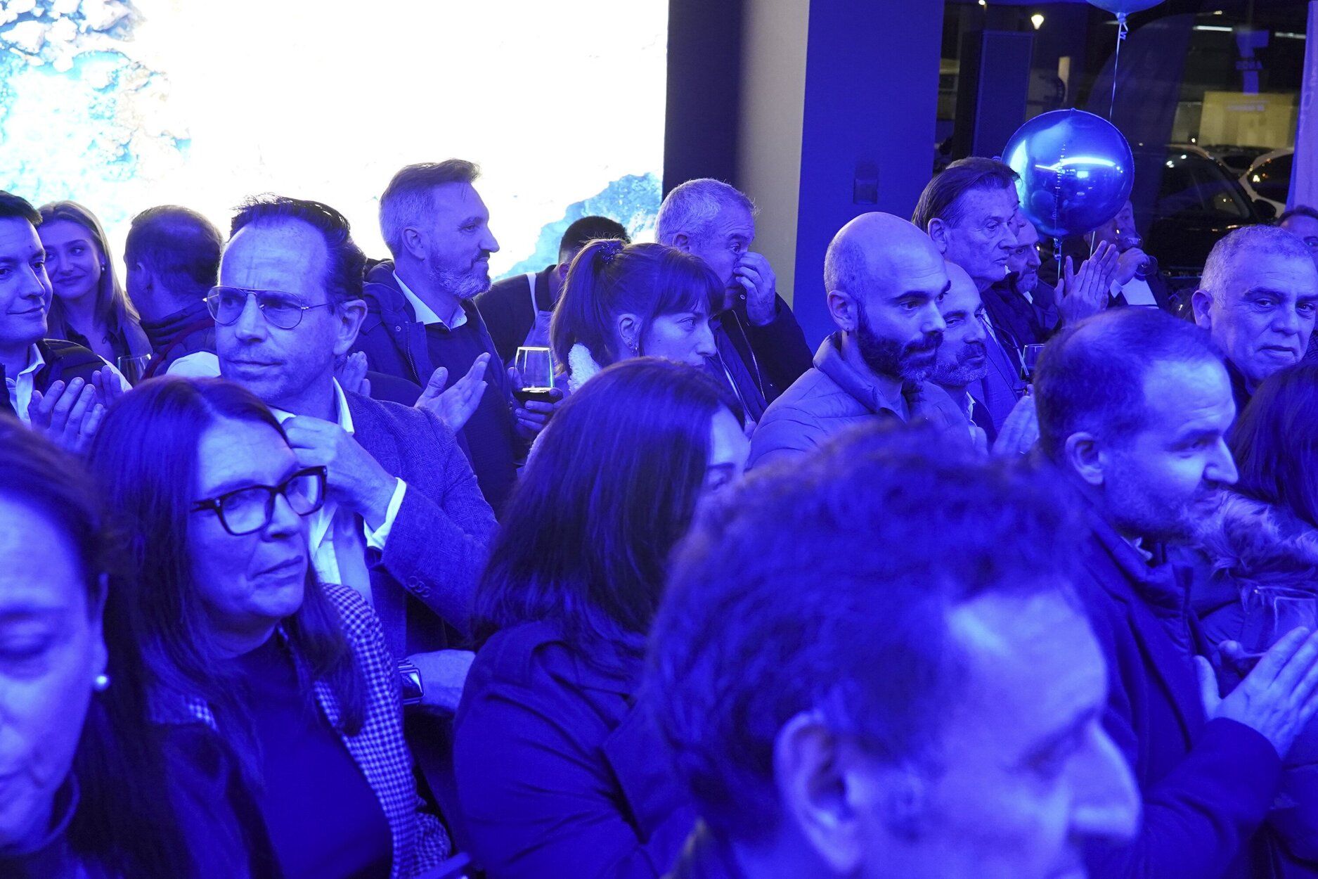 Fotogalería presentación en Alfavisa del Omoda 5 SHS-H  híbrido y del Jaecoo 5 EV eléctric